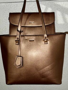 Lovevook Bronze Metallic Women’s Tote bag and Pouch